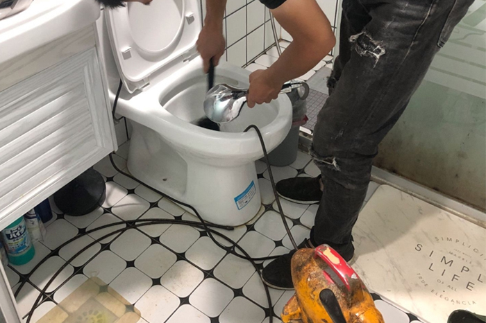 长安镇疏通下水道