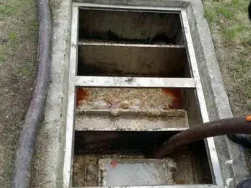 长安镇隔油池清理